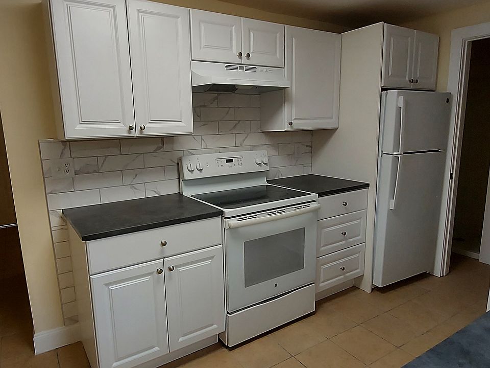 1st image of 480-484 S Main St #9