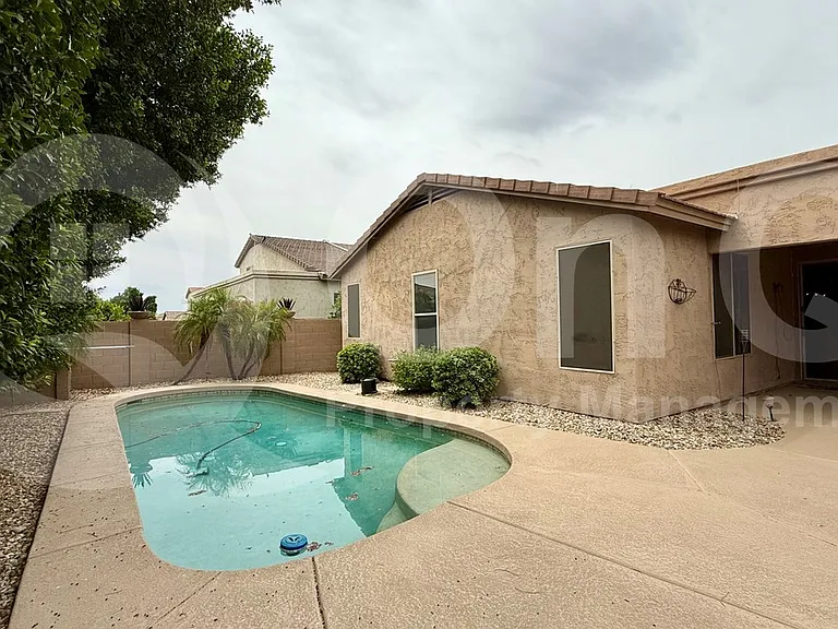 16609 S 16th Dr — Photo 53