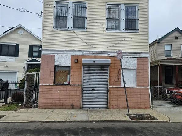25 Jacob St, Newark, NJ 07103