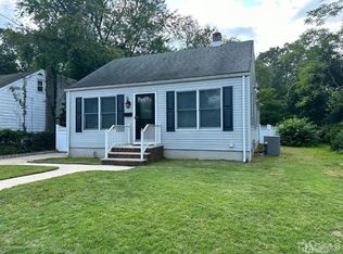18 Wilson Ave, Spotswood, NJ 08884