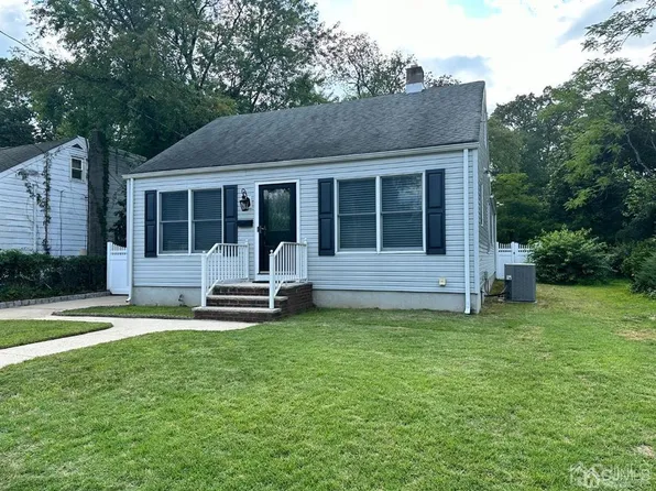 18 Wilson Ave, Spotswood, NJ 08884