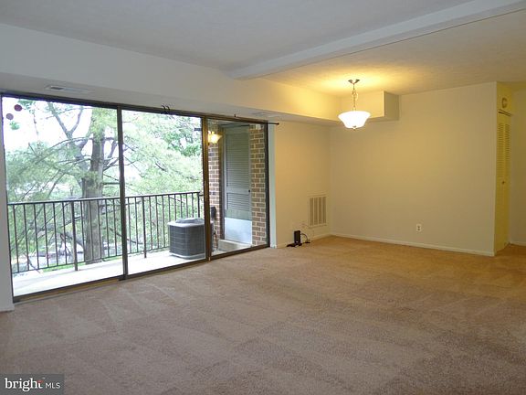 4th image of 7807 Dassett Ct APT 203