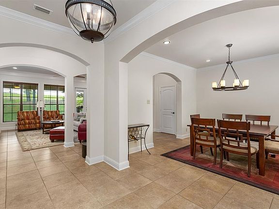 3rd image of 11341 Chasewood Dr
