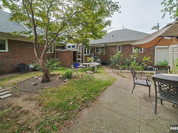 4th image of 1003 Cumbermeade Rd