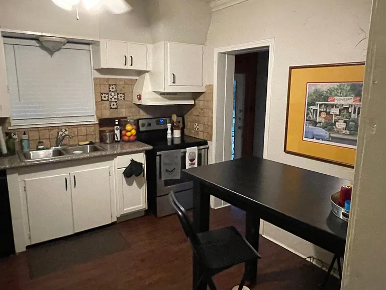 Big kitchen