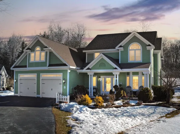 46 Hawkins Glen Drive, Salem, NH 03079