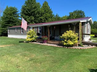 6727 Bushnell Rd, Conneaut, OH 44030