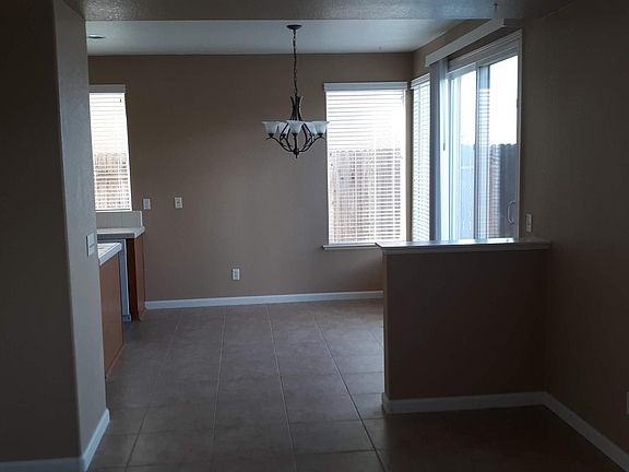 3rd image of 2260 Winterhaven Dr