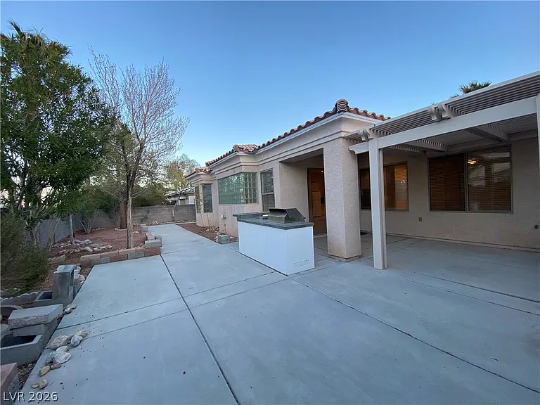 386 Apple River Ct — Photo 18