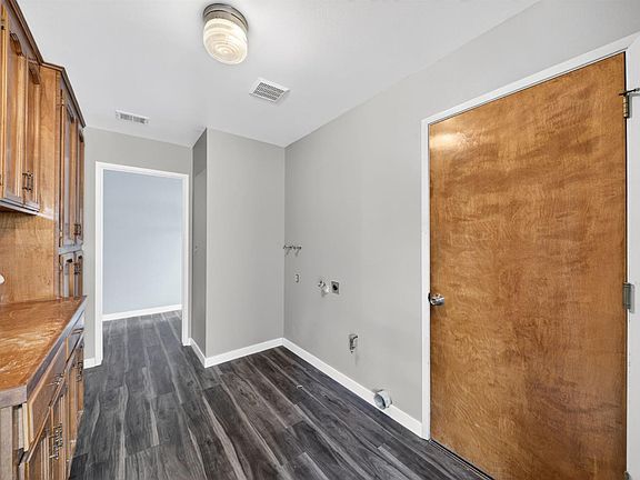 5th image of 1506 Hope St
