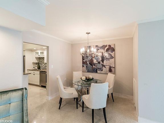 4th image of 1326 Snell Isle Blvd NE APT 1