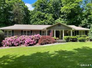 3 Hawthorne Hill Rd, Newtown, CT 06470