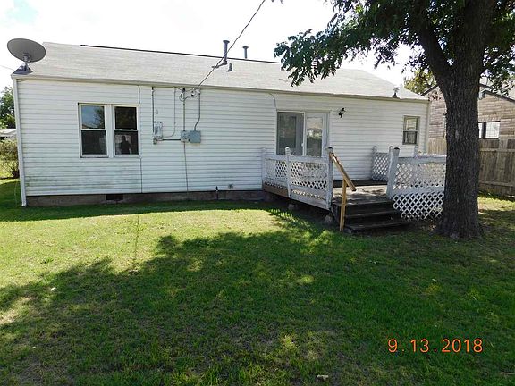 2nd image of 2103 NW Lake Ave