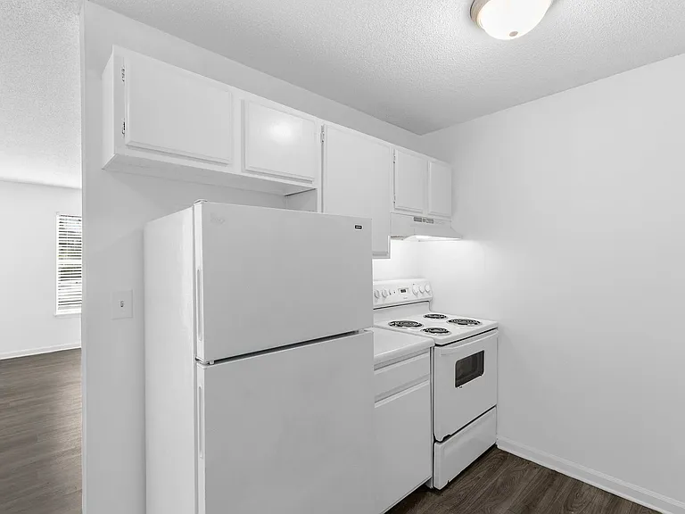 Cedar South — Photo 16