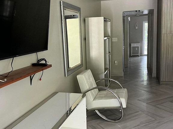 4th image of 40 Ventnor Drive