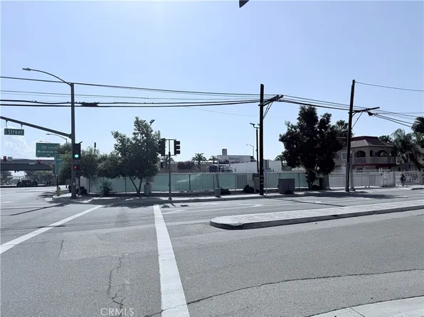 895 W 2nd St #9, San Bernardino, CA 92410