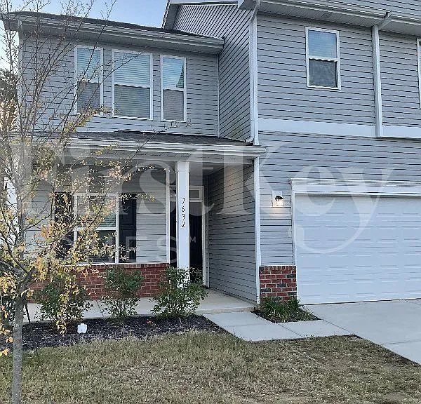 7632 Wallace Farm Ln — Photo 2