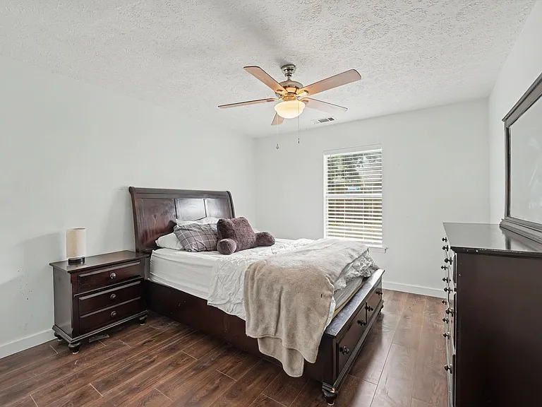 107 Quail Forest Ct — Photo 19
