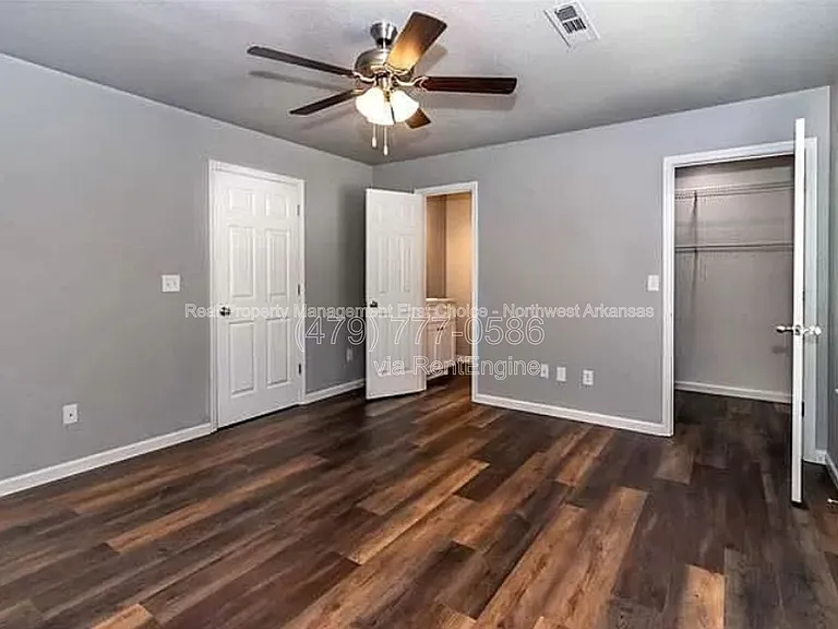 581 W Moan Pl — Photo 10
