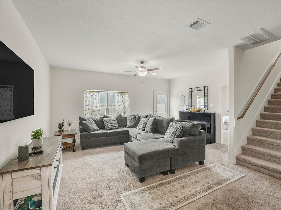 1st image of 25418 Glacier Lake Dr