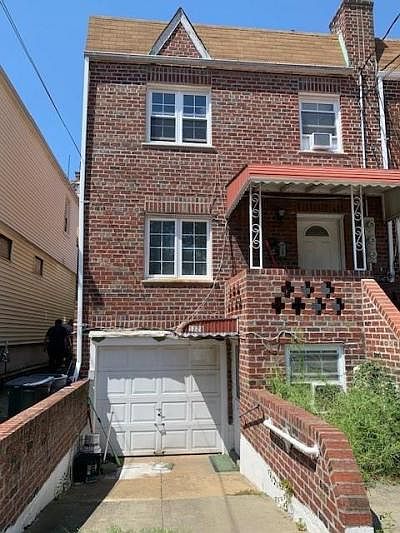 1st image of 1728 E 53rd St