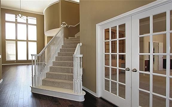 3rd image of 2809 Aberdeen Dr