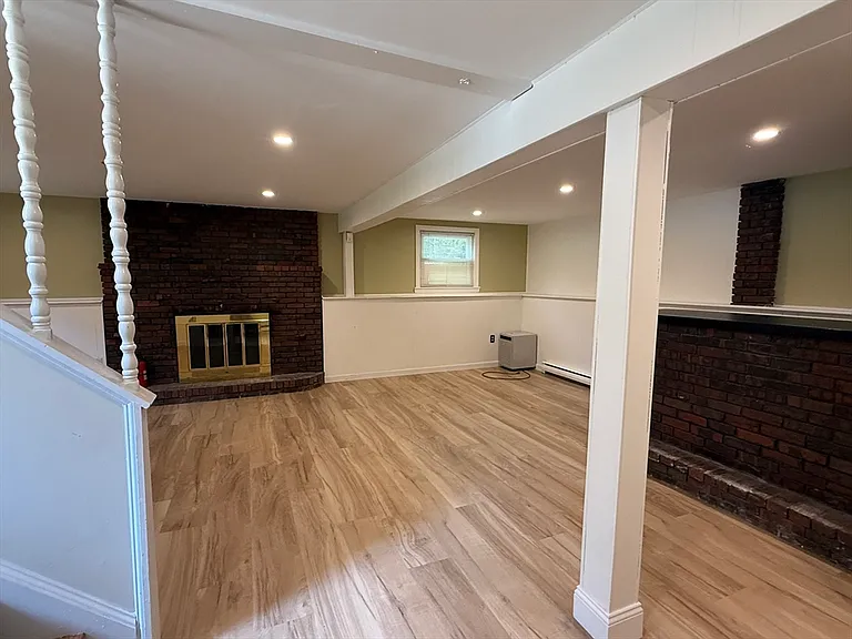 9 Brookdale Cir — Photo 17