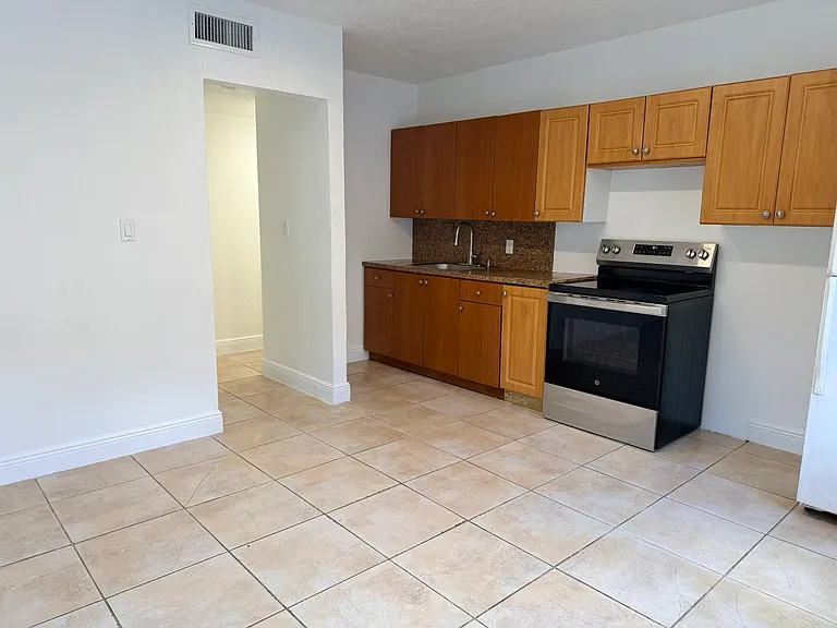 420 SW 14th Ave #1B — Photo 19