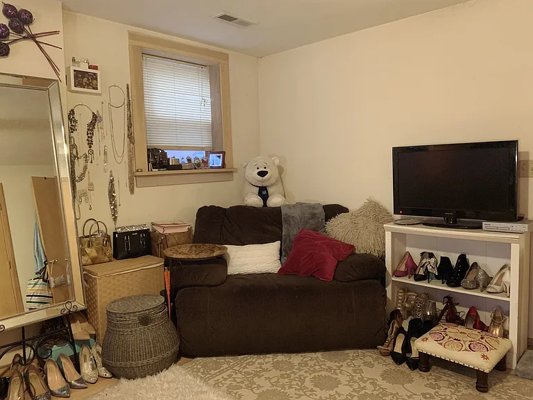 2504 Derbyshire Rd #7 — Photo 9