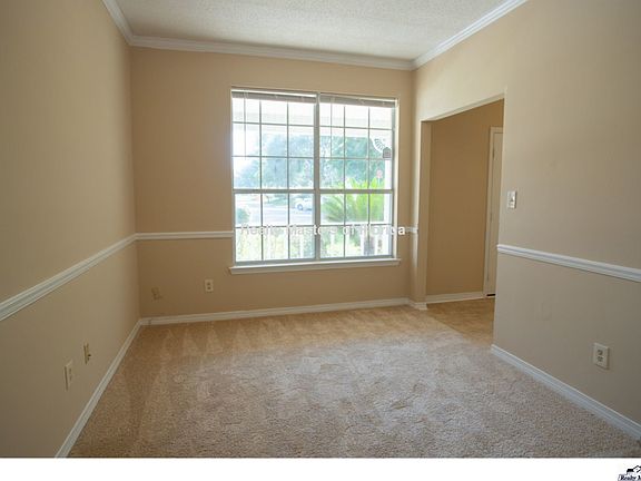 2nd image of 2741 Cottonwood Ln