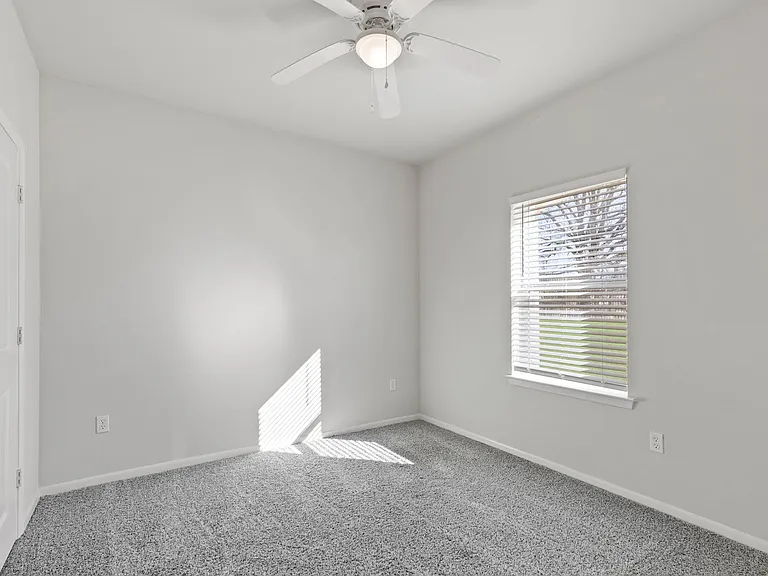 The Flats at Van Alstyne - New Luxury Apartment Home — Photo 26