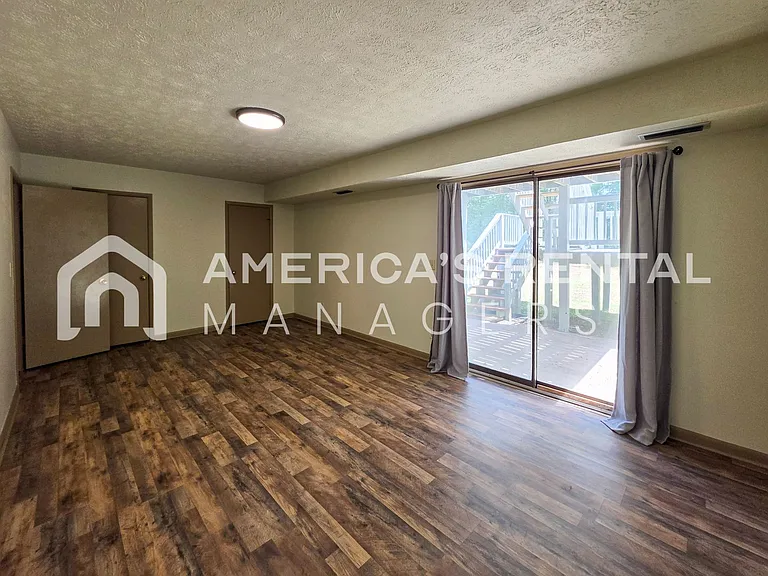 3100 Apple Valley Ln — Photo 30
