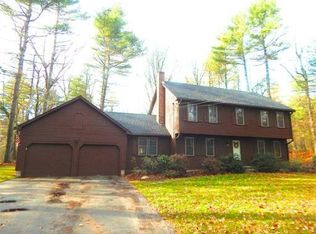 23 Medway Br, Norfolk, MA 02056