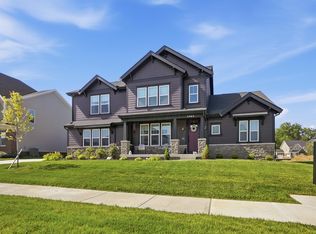 1302 Blueberry Cv, Grove City, OH 43123
