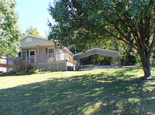 1339 Warpath Dr, Kingsport, TN 37664