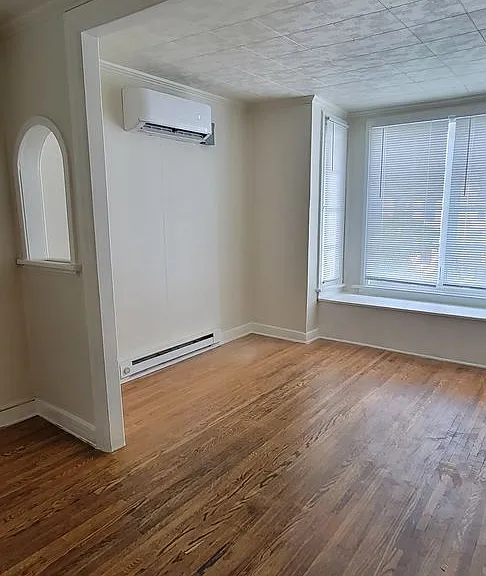 39 E North Ave — Photo 16