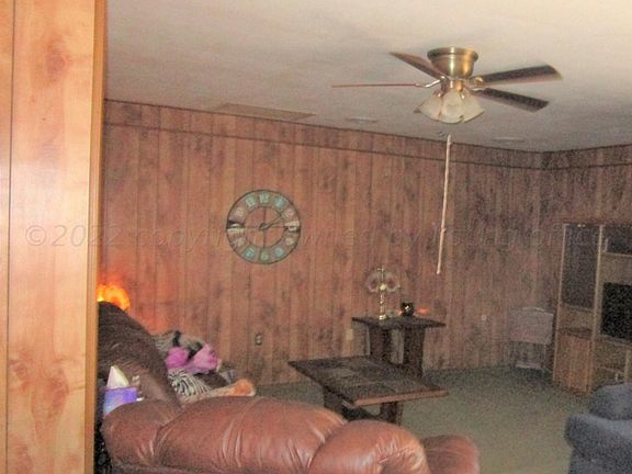 4th image of 817 N Christy St