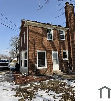 3 bed, 1100 sqft, $1,999 — Photo 3