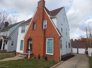 9304 Snow Rd, Parma, OH 44130