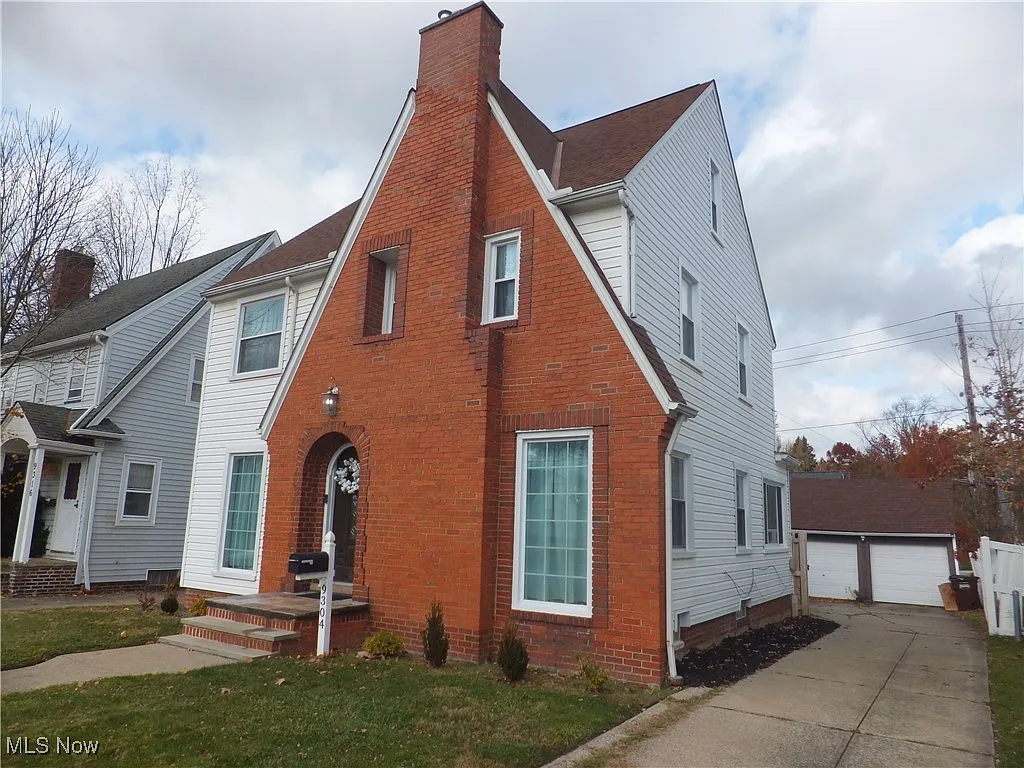 9304 Snow Rd photo 1