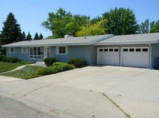 1804 N 3rd St, Bismarck, ND 58501