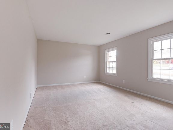 5th image of 612 N Fillmore Ave