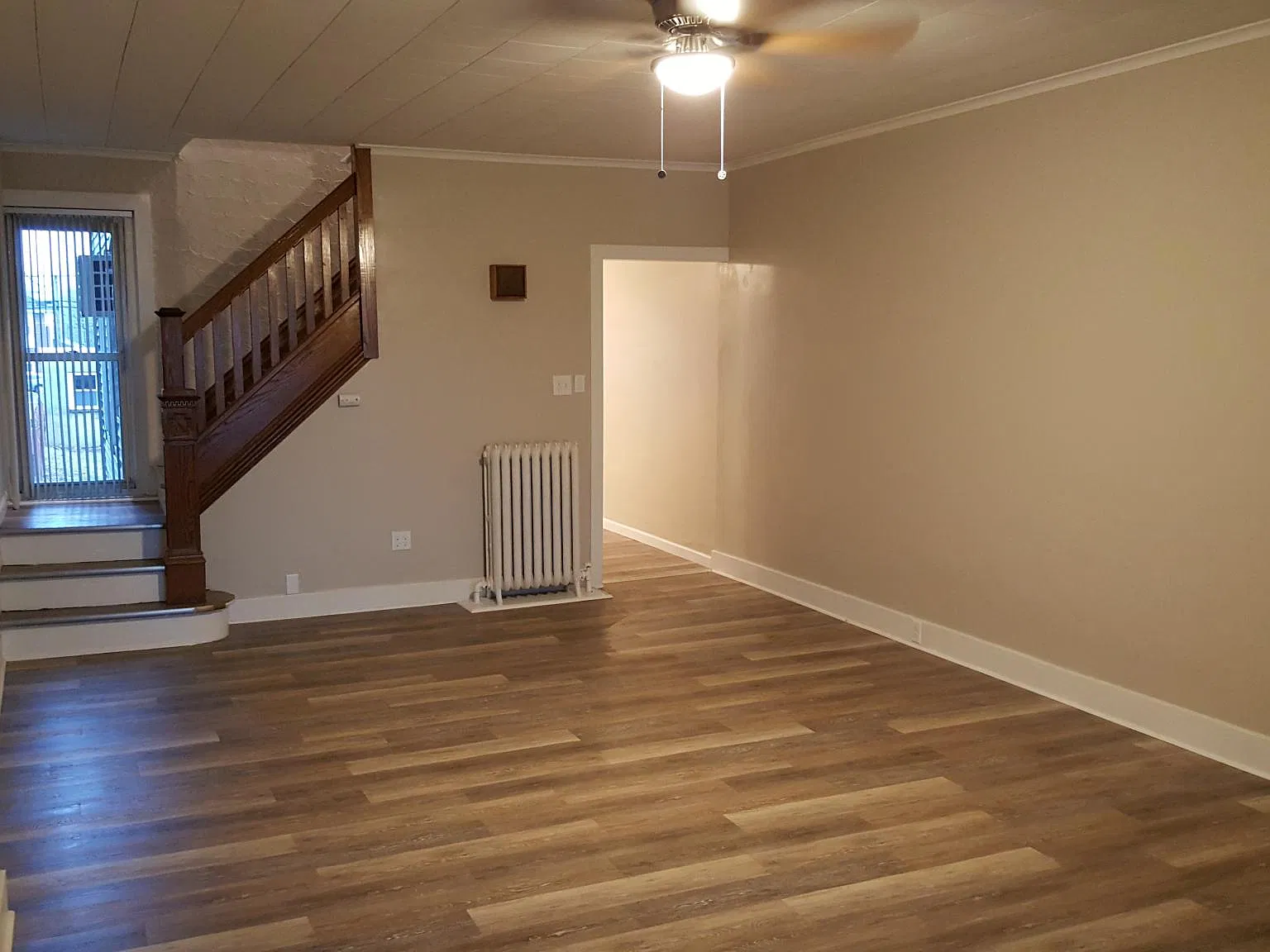 5 bed, 1951 sqft, $2,250 — Photo 4