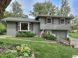 9524 Wirt St, Omaha, NE 68134