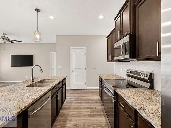 3rd image of 221 Joann Lewis Ln