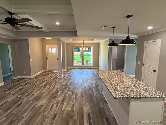 5th image of 307 Coppinville Rd