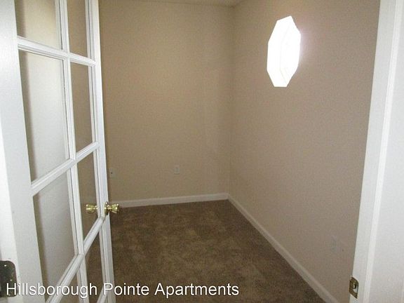 4th image of 4202 N 144th Plz Unit 101