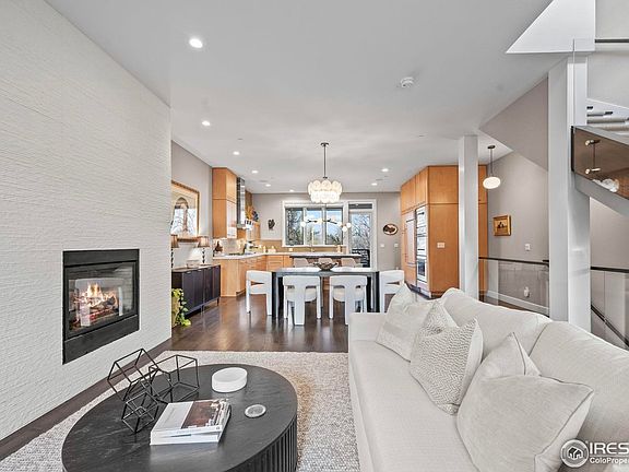 5th image of 2826 Broadway St #106