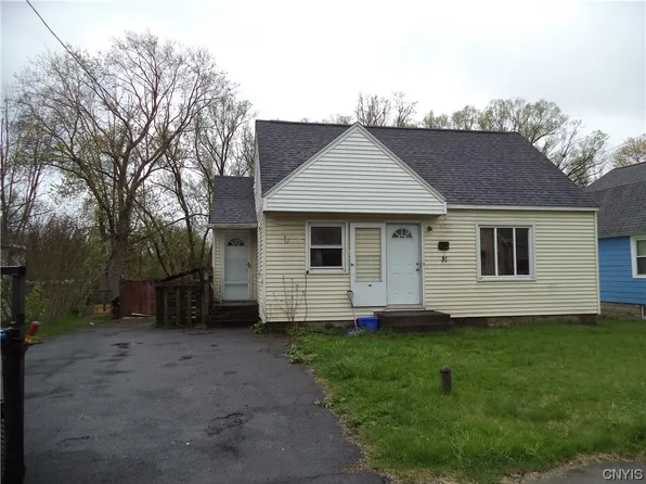 223 Garden City Dr, Syracuse, NY 13211