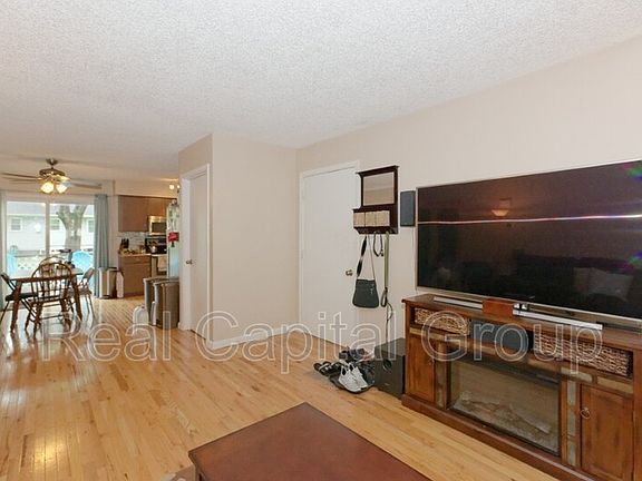 5th image of 39 Greene St #1